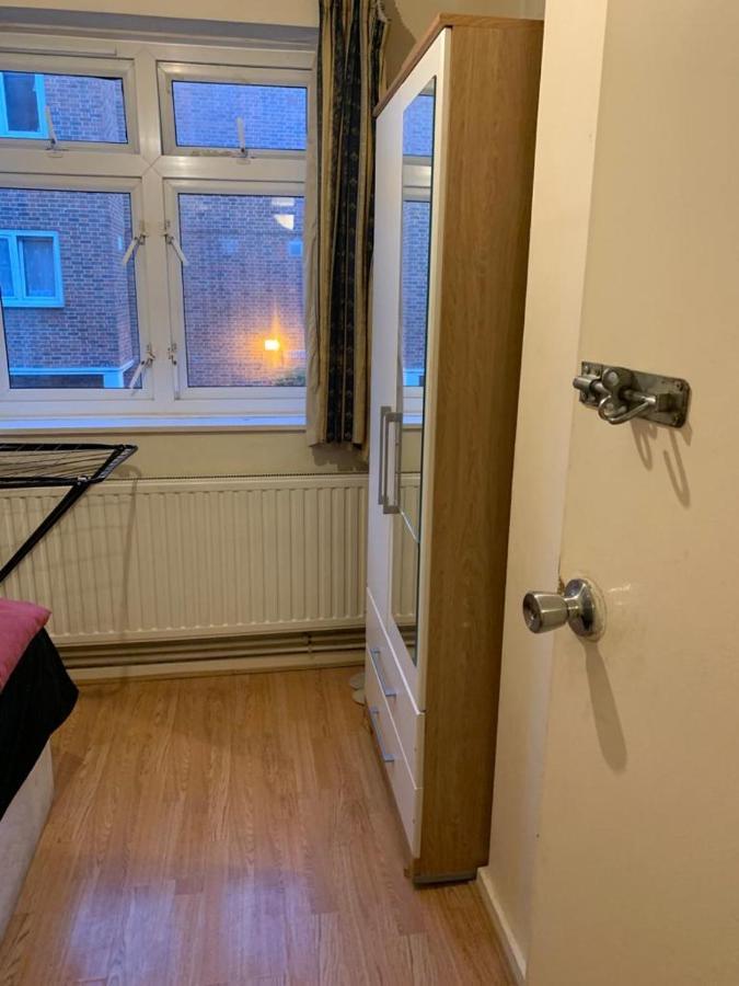 Arbnb Comfy Sleep Guest House Self Catering Private Bedrooms 60 Pound Per Night Per Person Londres Exterior foto