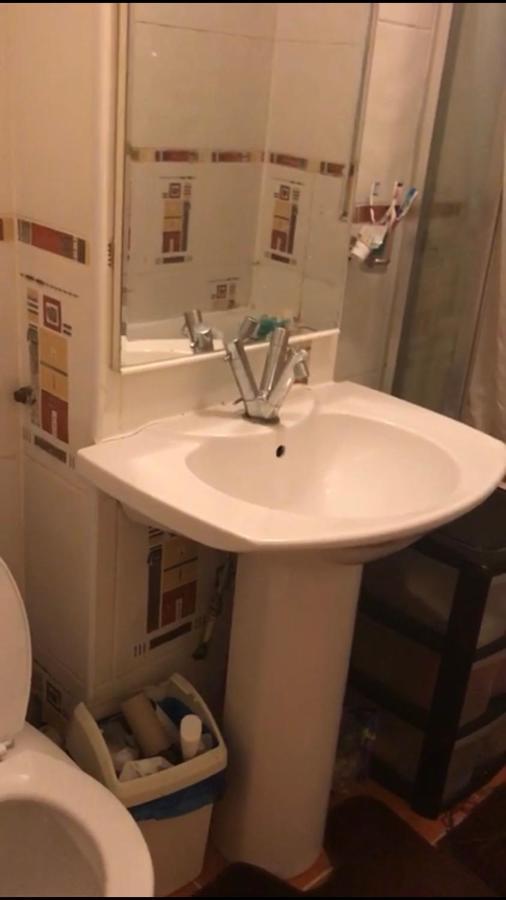 Arbnb Comfy Sleep Guest House Self Catering Private Bedrooms 60 Pound Per Night Per Person Londres Exterior foto